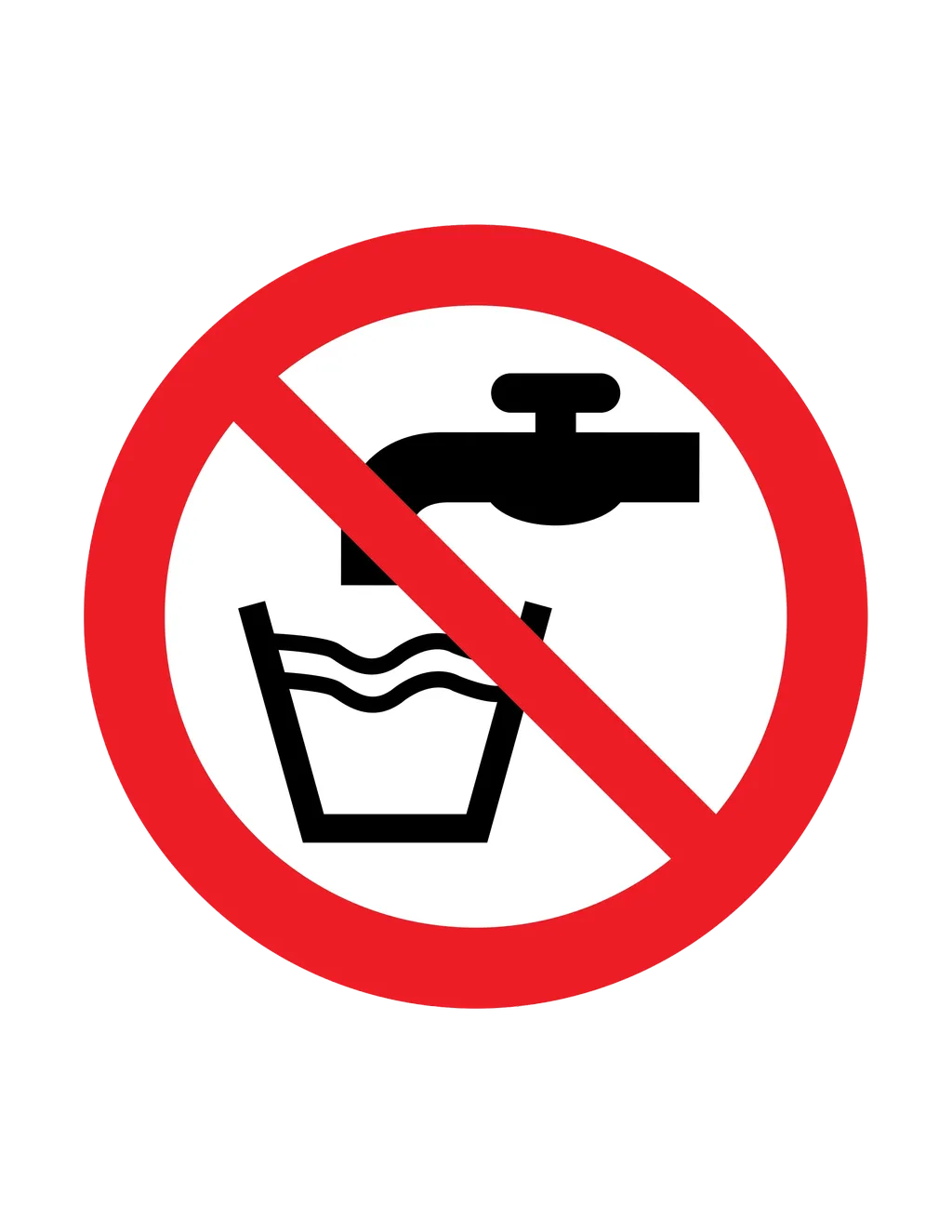 Panneau d'interdiction ISO 7010 P005 eau non potable – panneau de restriction en Suisse romande