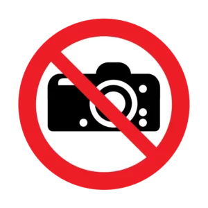 Panneau d'interdiction ISO 7010 P029 photos interdites – signalisation d'accès interdit dans notre atelier en Valais