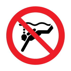 Panneau d'interdiction ISO 7010 P051 plongee subaquatique interdite – panneau de restriction dans le Valais suisse