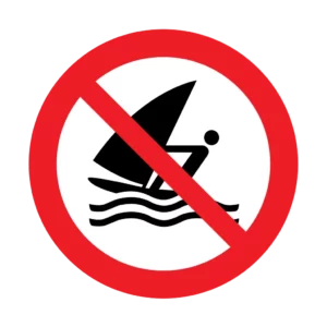 Panneau d'interdiction ISO 7010 P054 windsurf interdit – signalisation d'accès interdit dans la région du Valais romand