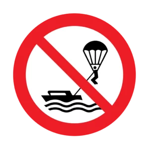 Panneau d'interdiction ISO 7010 P066 parachute ascensionnel interdit – signalisation d'accès interdit dans la région du Valais romand