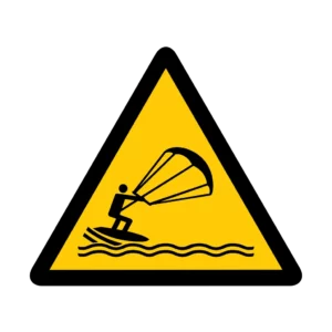 Panneau d'avertissement ISO 7010 W062 zone kitesurf – panneau de mise en garde à Aigle dans le canton de Vaud (Suisse romande)